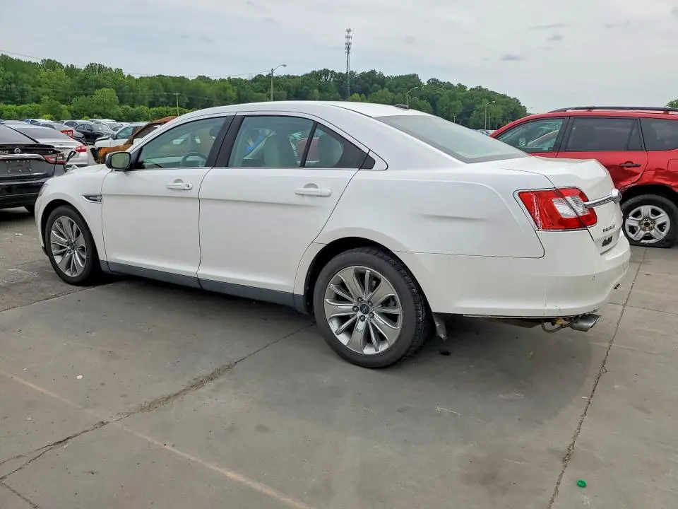 2011 FORD TAURUS LIMITED  