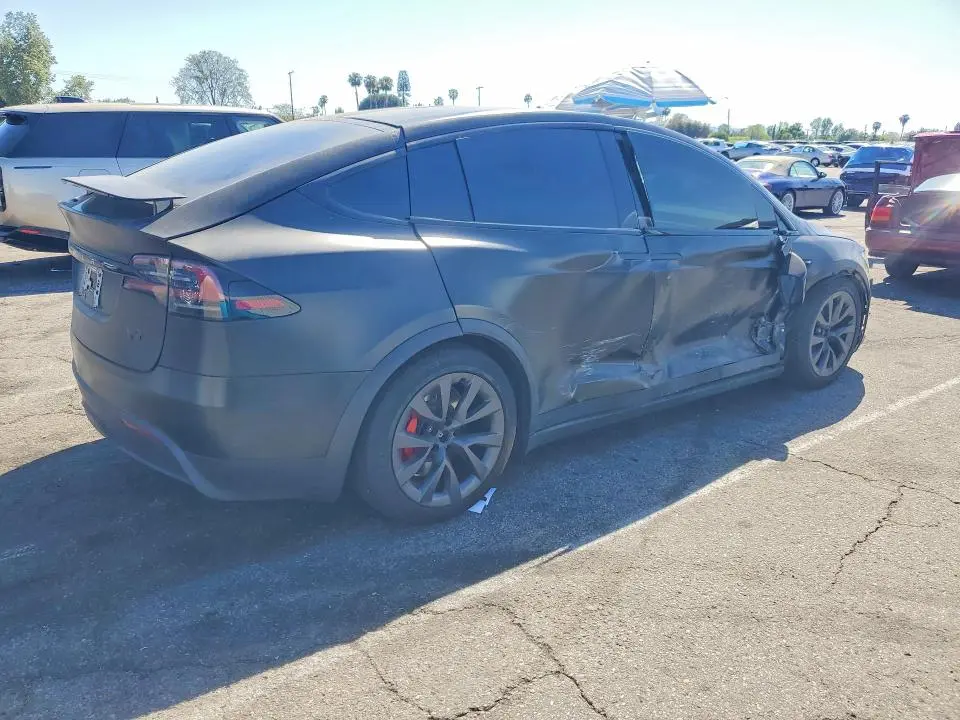 2025 TESLA MODEL X   