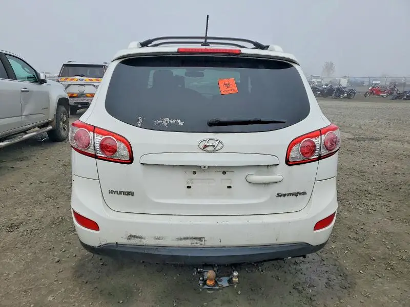 2010 HYUNDAI SANTA FE SE  