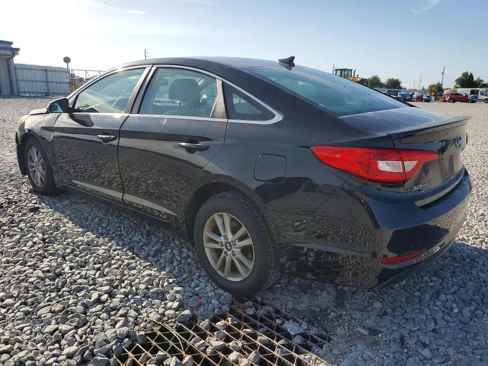 2017 HYUNDAI SONATA SE  