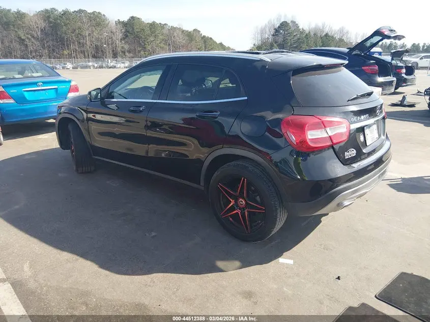 2016 MERCEDES-BENZ GLA 250 4MATIC