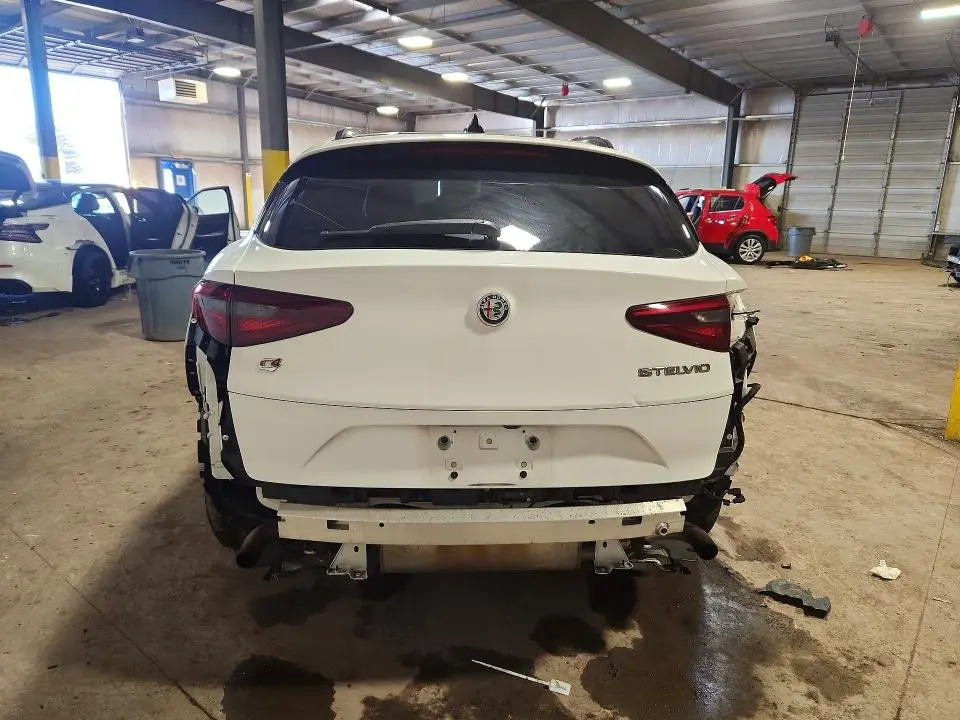 2020 ALFA ROMEO STELVIO   