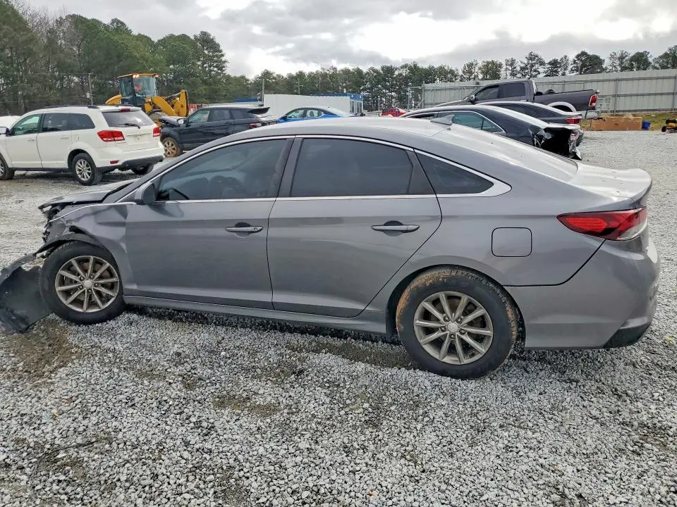 2018 HYUNDAI SONATA SE  