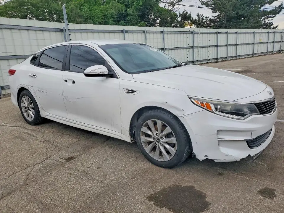 2017 KIA OPTIMA LX  