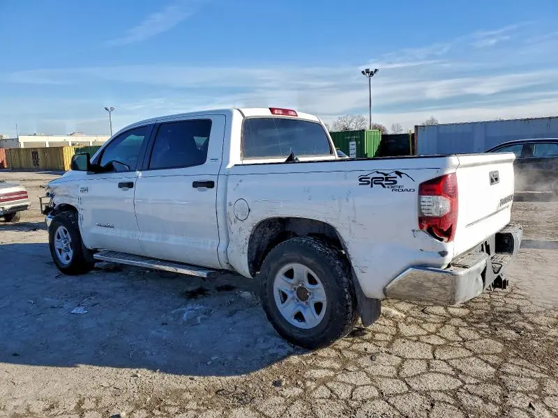 2019 TOYOTA TUNDRA CREWMAX SR5  