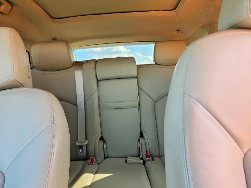 2011 CADILLAC SRX LUXURY COLLECTION  