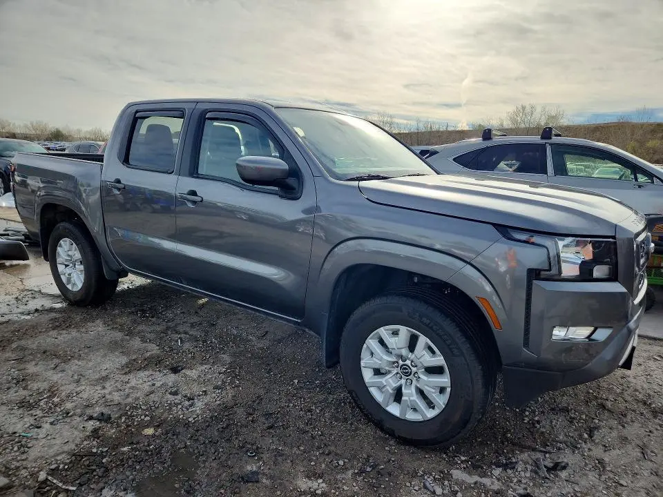 2024 NISSAN FRONTIER SV  