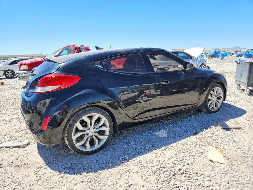 2012 HYUNDAI VELOSTER BASE  