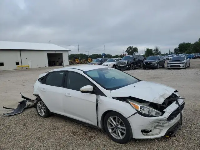 2016 FORD FOCUS SE  