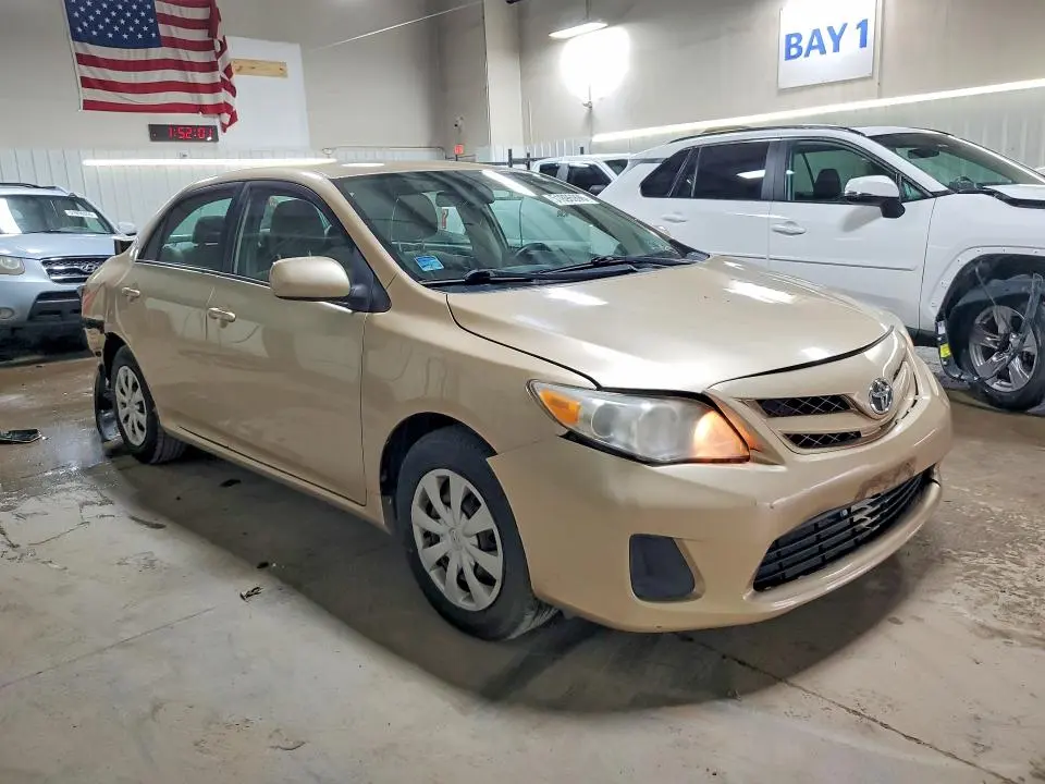 2011 TOYOTA COROLLA LE  