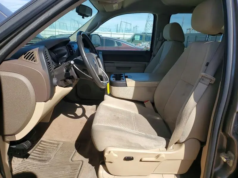 2013 CHEVROLET SILVERADO C1500 LT  