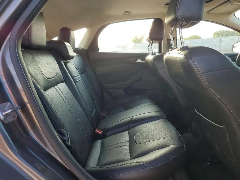 2012 FORD FOCUS TITANIUM  