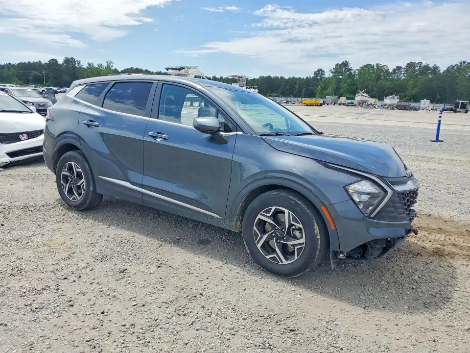 2023 KIA SPORTAGE LX  