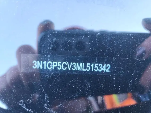 2021 NISSAN KICKS SV  