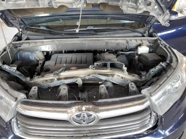 2016 TOYOTA HIGHLANDER XLE  