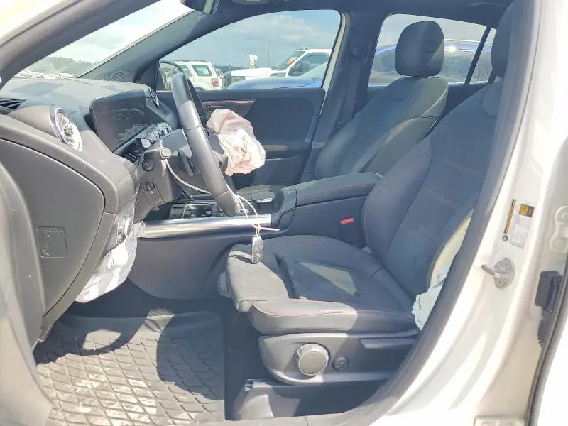 2022 MERCEDES-BENZ GLA 250 4MATIC  