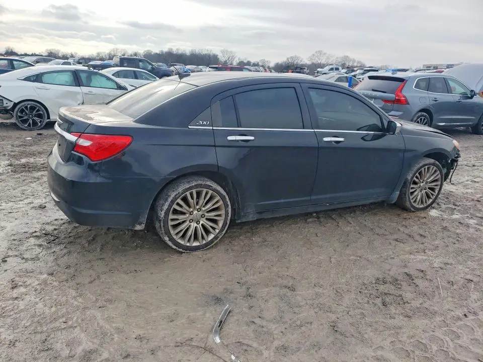 2011 CHRYSLER 200 LIMITED  