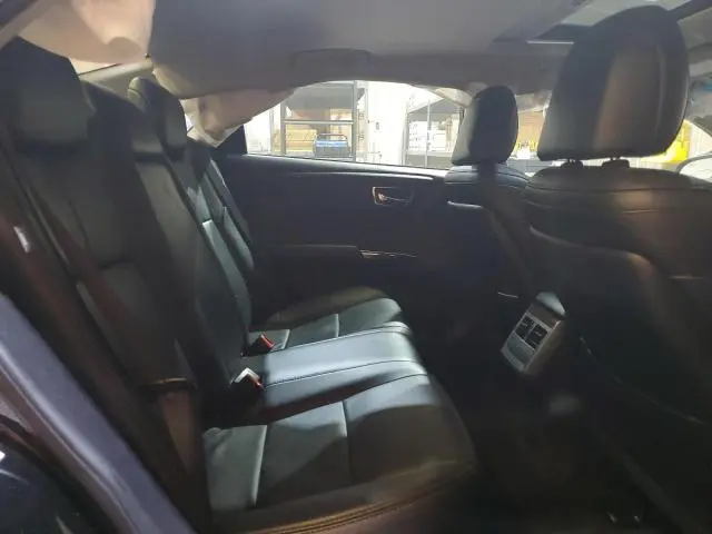 2015 TOYOTA AVALON XLE