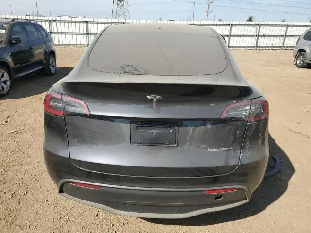 2025 TESLA MODEL Y   