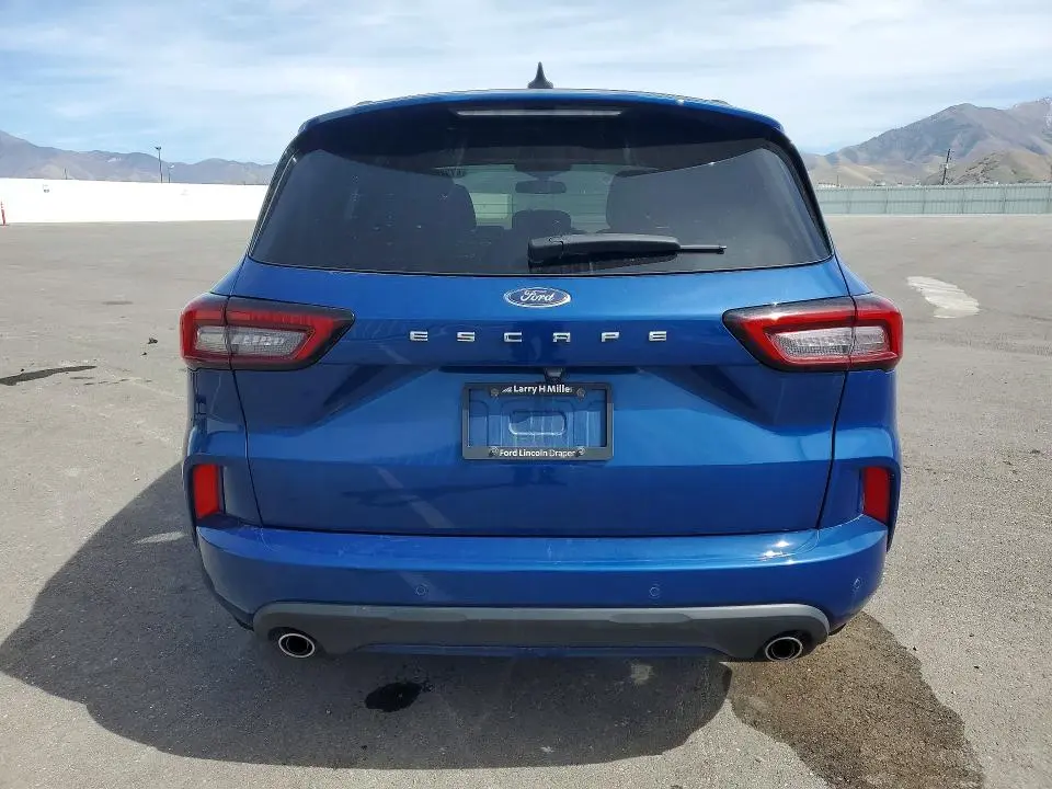 2023 FORD ESCAPE ST LINE  