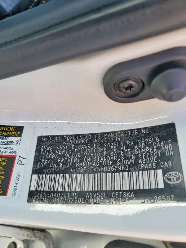 2014 TOYOTA CAMRY SE  