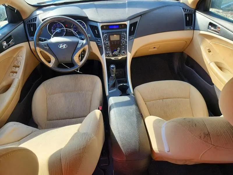 2011 HYUNDAI SONATA GLS  