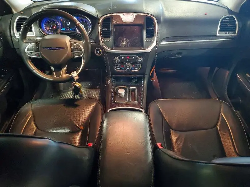 2017 CHRYSLER 300C   