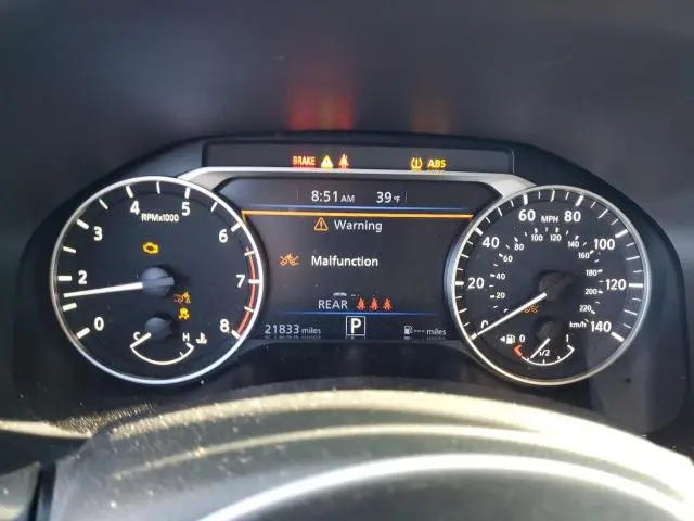 2023 NISSAN ALTIMA SR  