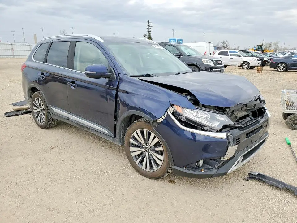 2019 MITSUBISHI OUTLANDER SE  