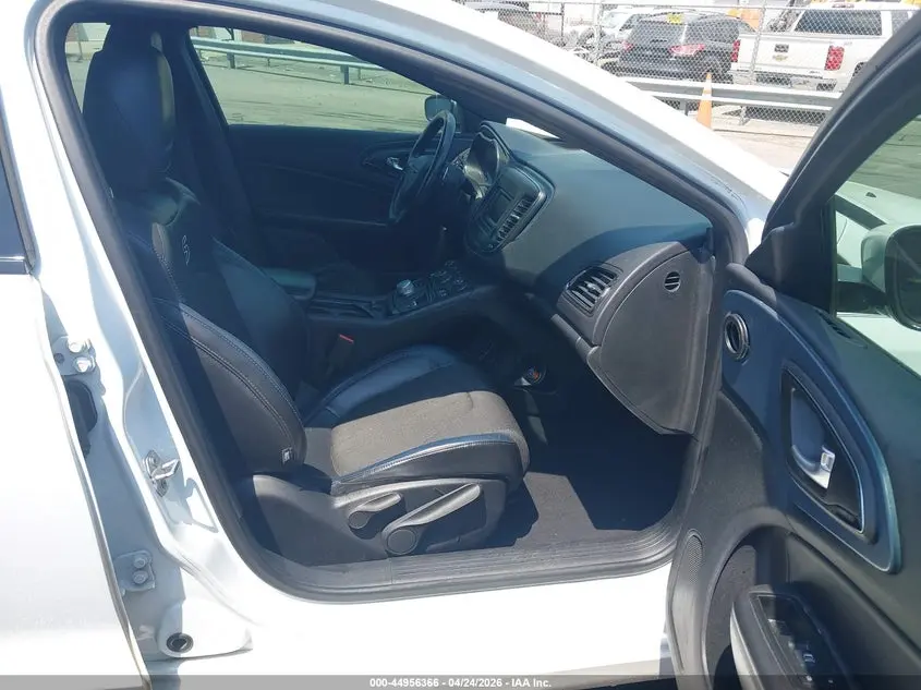 2015 CHRYSLER 200 S