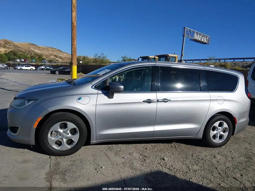 2017 CHRYSLER PACIFICA HYBRID TOURING PLUS