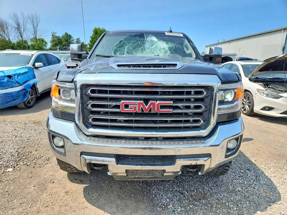 2018 GMC SIERRA SLT  