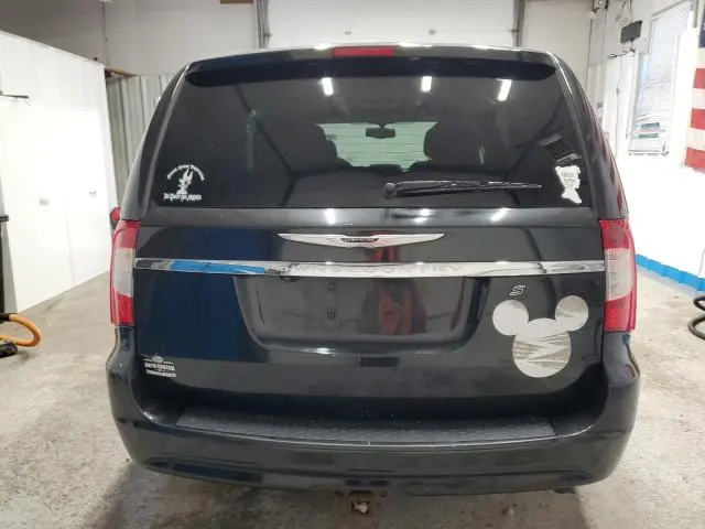 2016 CHRYSLER TOWN & COUNTRY S  