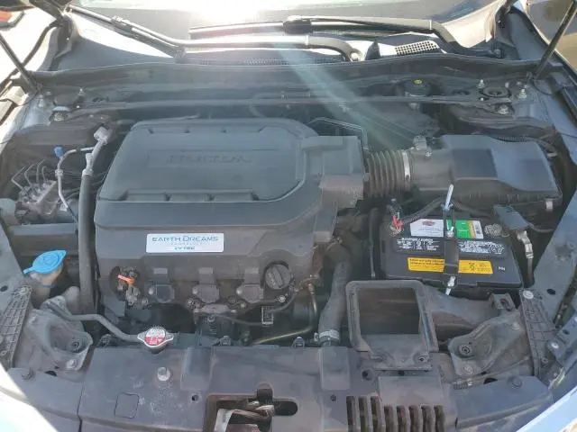 2017 HONDA ACCORD TOURING  