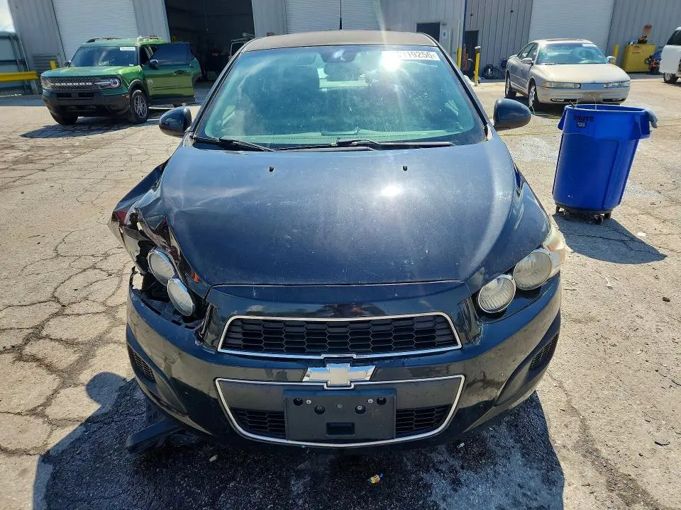 2013 CHEVROLET SONIC LT  