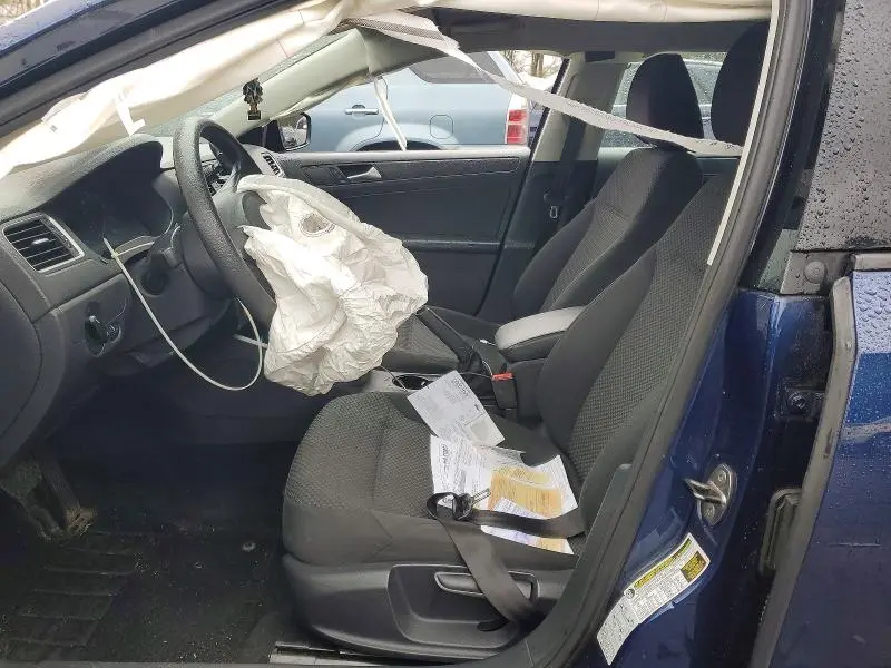 2014 VOLKSWAGEN JETTA BASE  