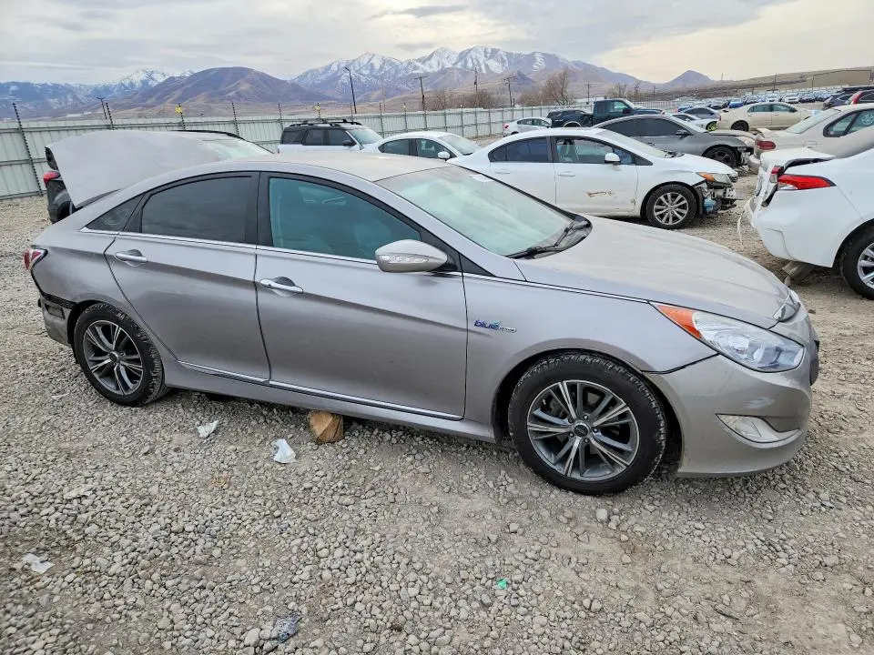 2013 HYUNDAI SONATA HYBRID  