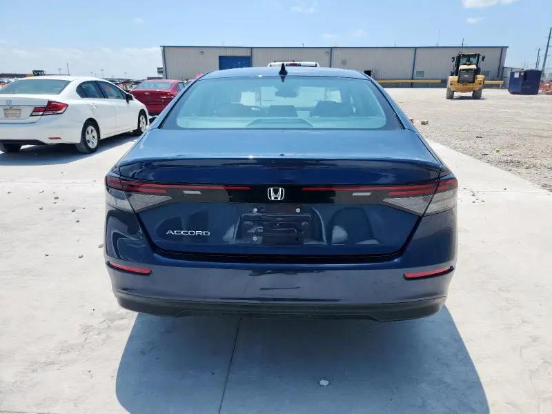 2024 HONDA ACCORD EX  