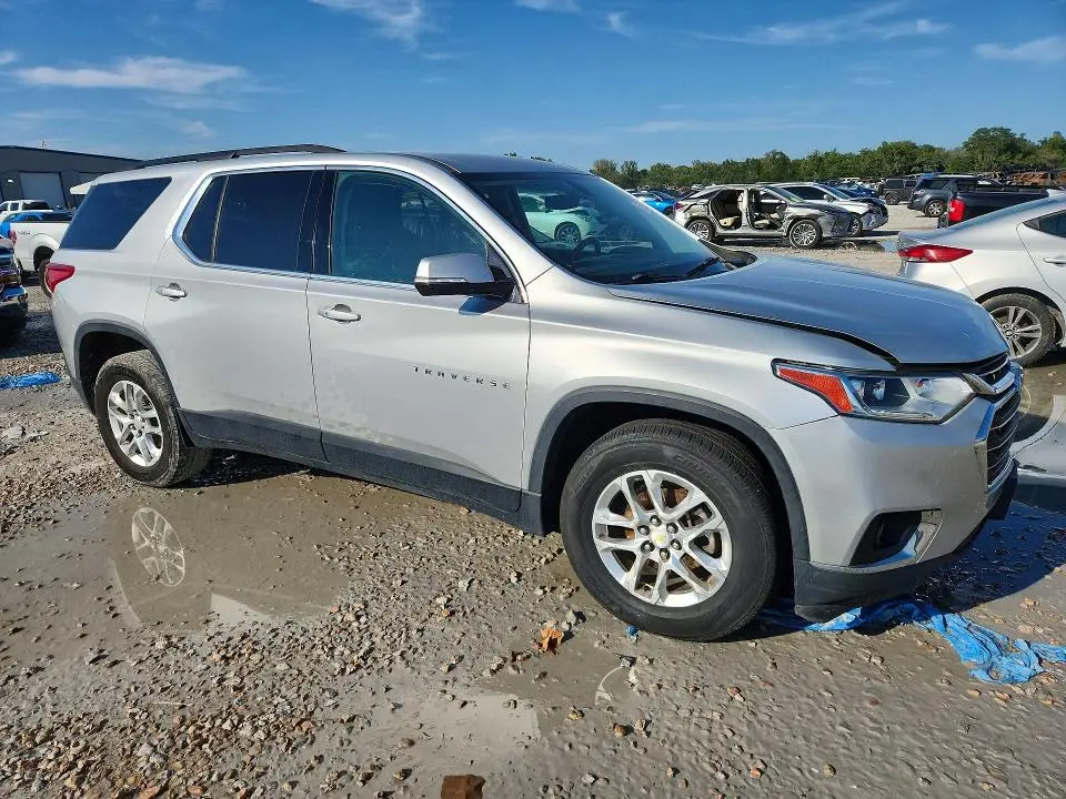 2019 CHEVROLET TRAVERSE LT  