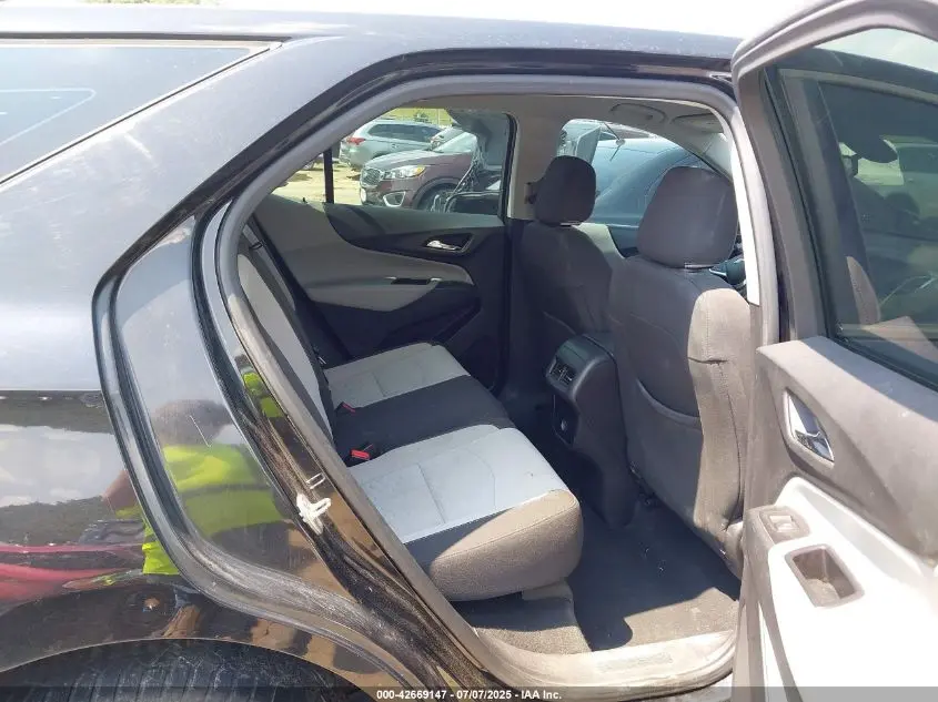 2018 CHEVROLET EQUINOX LS