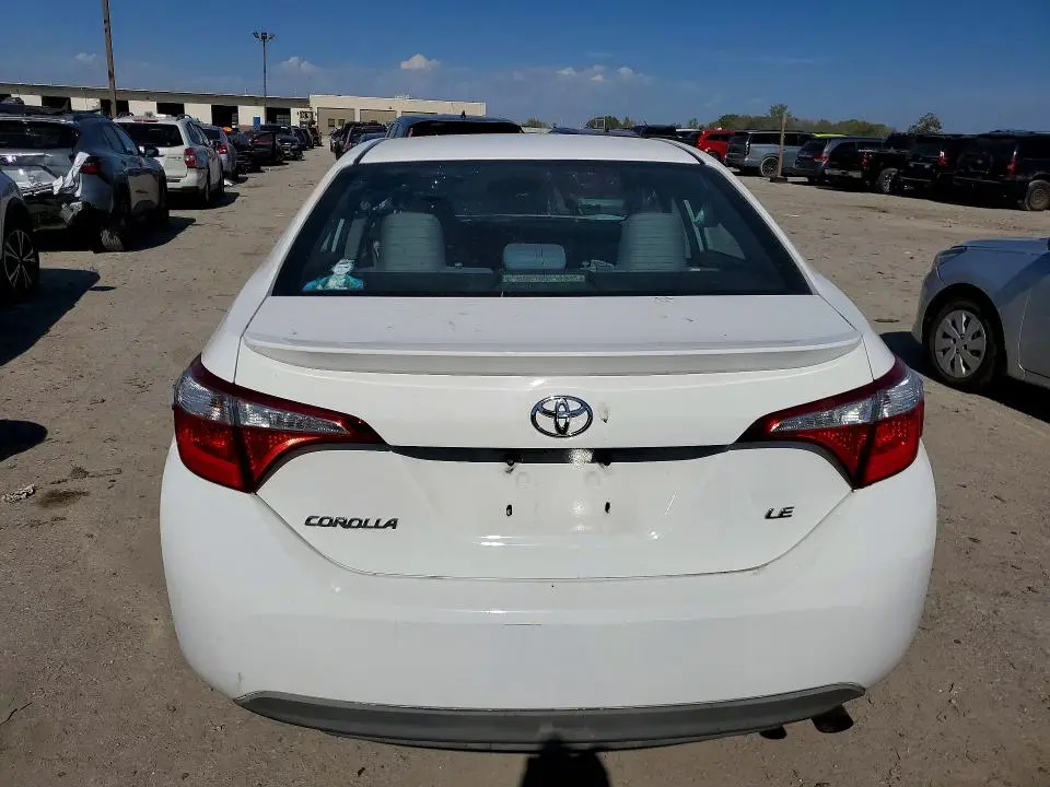 2014 TOYOTA COROLLA LE PLUS  