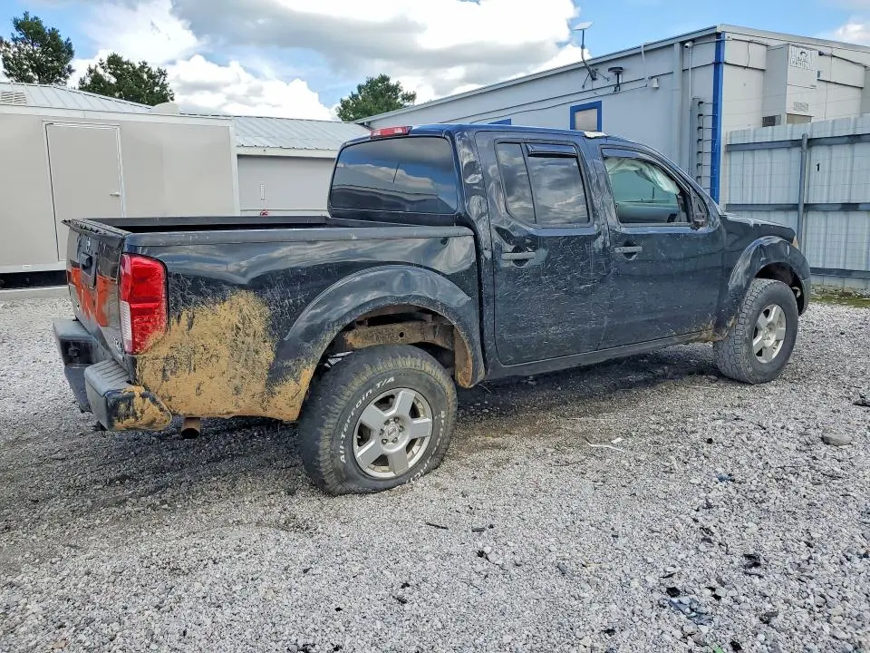 2017 NISSAN FRONTIER S  