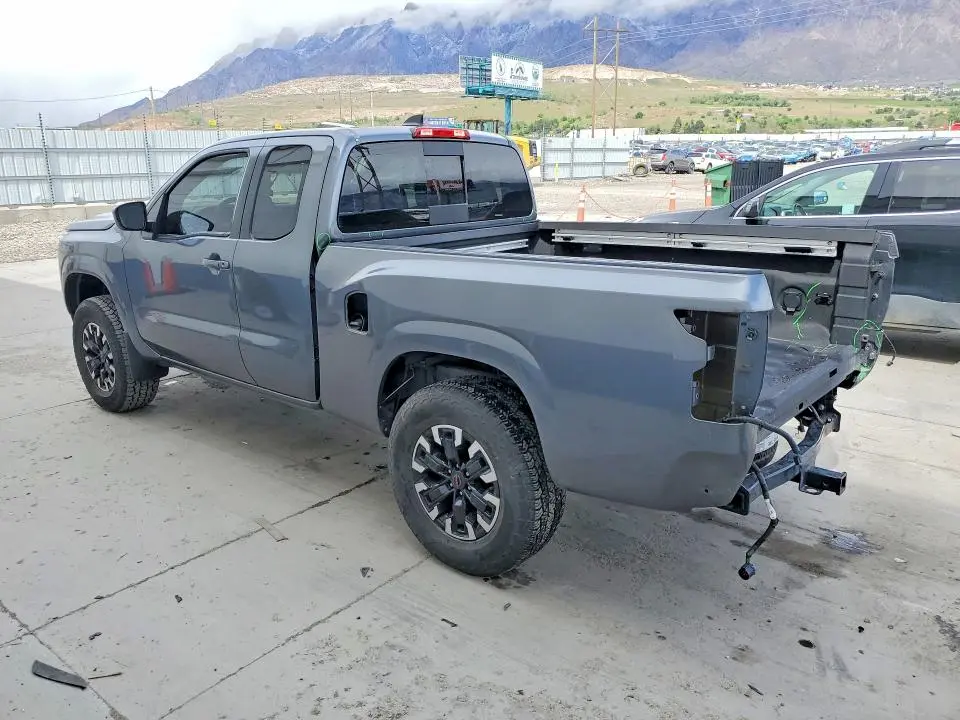 2023 NISSAN FRONTIER SV  