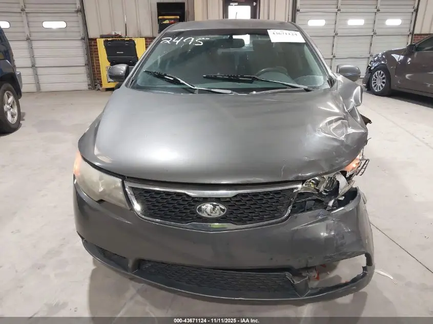 2013 KIA FORTE EX