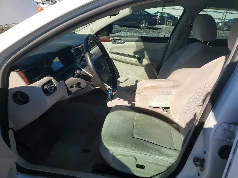 2011 CHEVROLET IMPALA LT  