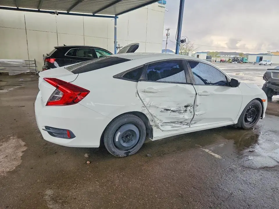 2016 HONDA CIVIC LX  
