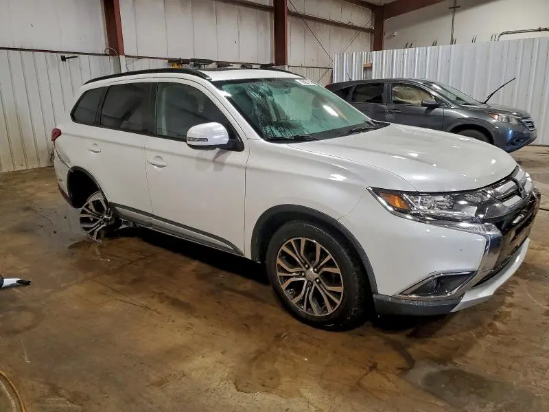 2016 MITSUBISHI OUTLANDER SE  