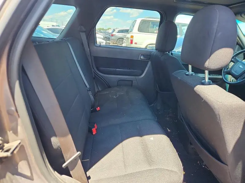 2010 FORD ESCAPE XLT  