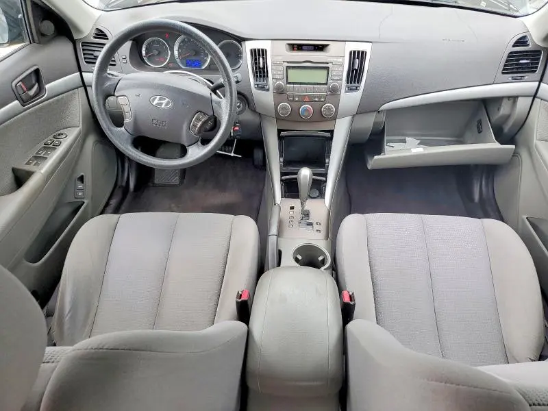 2010 HYUNDAI SONATA GLS  