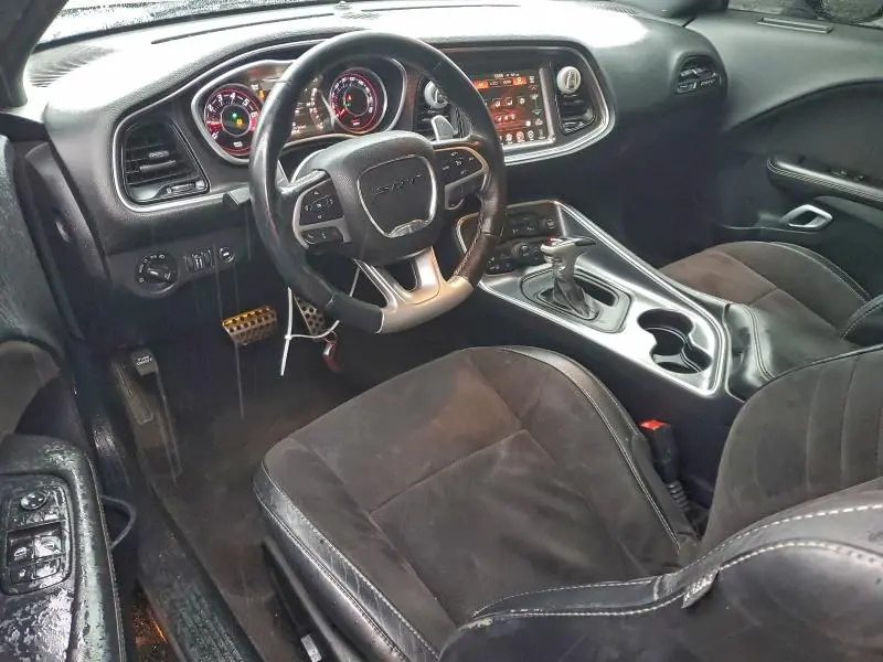 2015 DODGE CHALLENGER SRT 392  